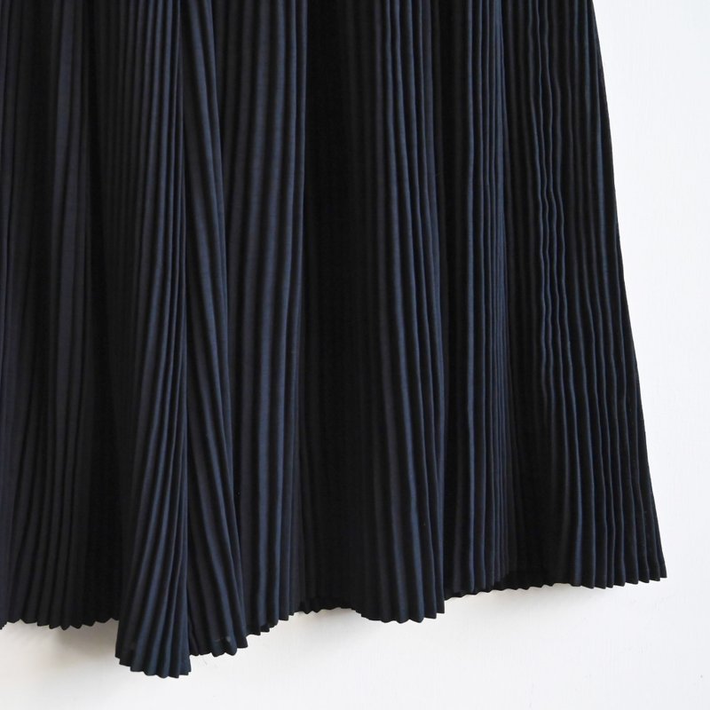 【蛋植物古着】央黑压褶阔腿古着宽裤裙 - 女装长裤 - 其他人造纤维 黑色