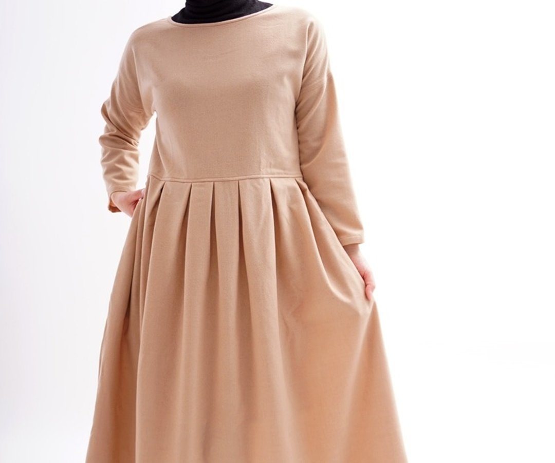 wool Wool one piece dress with plenty of tack / pink beige a13-41 - 洋装/连衣裙 - 其他材质 粉红色