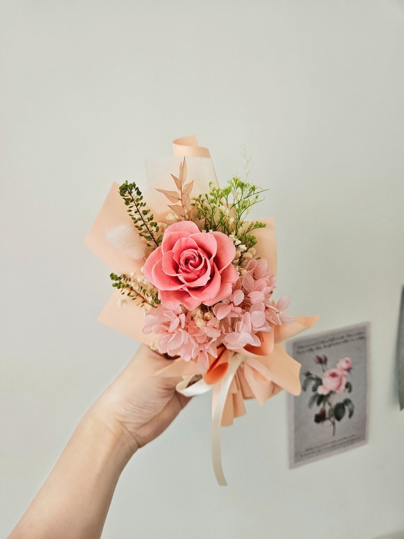 奶油风甜蜜粉永生玫瑰小花束 永生花束 万用花束 情人花束 - 干燥花/捧花 - 植物．花 粉红色