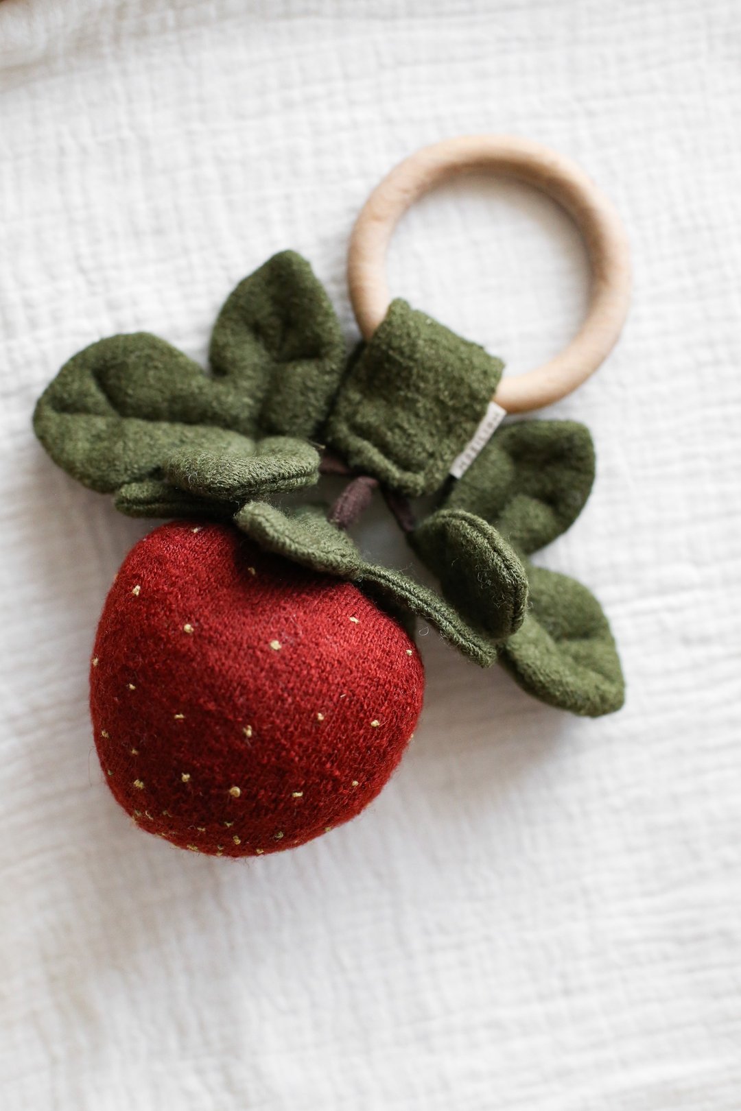 Strawberry rattle toy - 玩具/玩偶 - 其他材质 红色