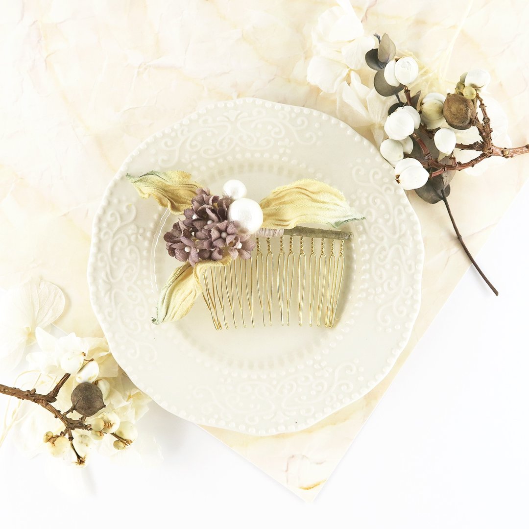 Hair accessories.| Small flower hair ornament | Purple,Beige. | - 胸花/手腕花 - 其他材质 紫色