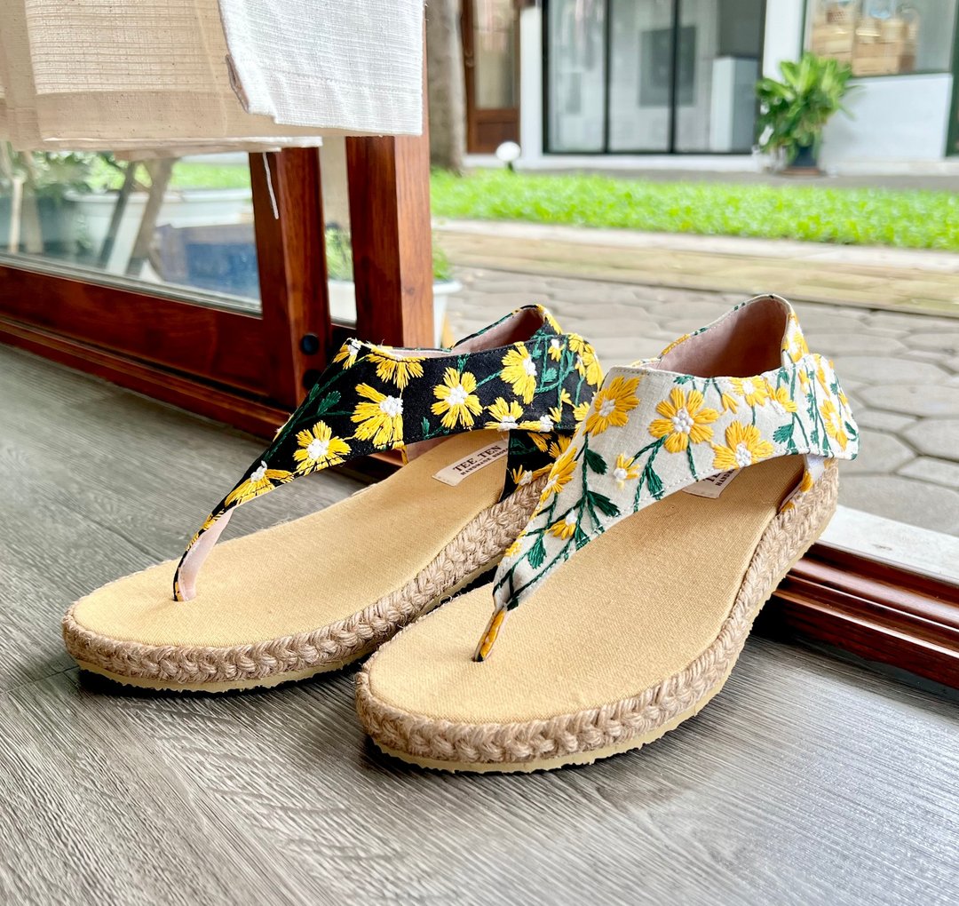 Daisy 人字拖鞋 - 手工制作 - 拖鞋 - 棉．麻 多色