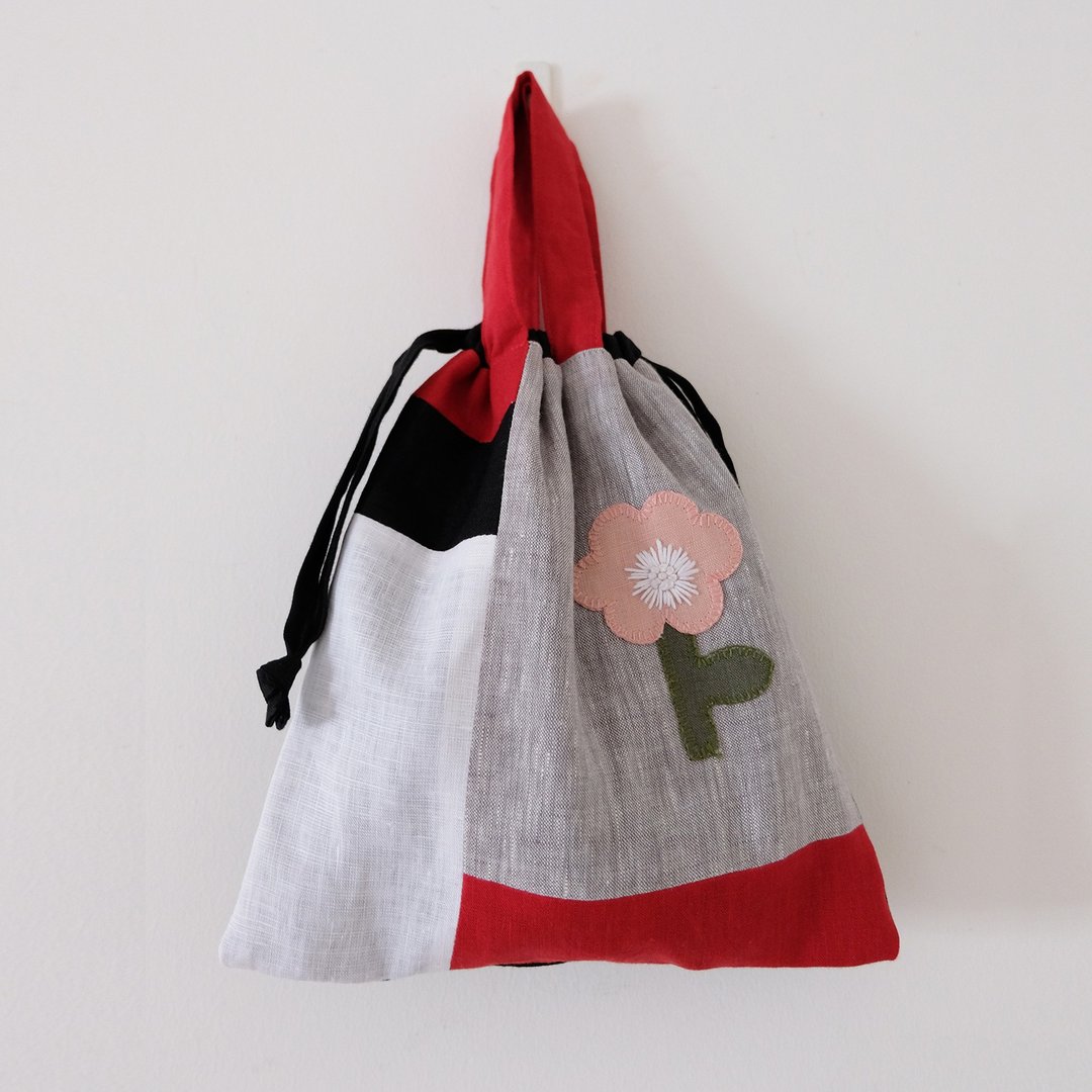 Blooming sunday drawstring pocket / Pink Chaba - 束口袋双肩包 - 棉 黑色