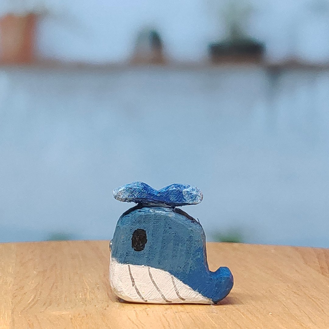 wood carving - Brooch Whale - 胸针 - 木头 