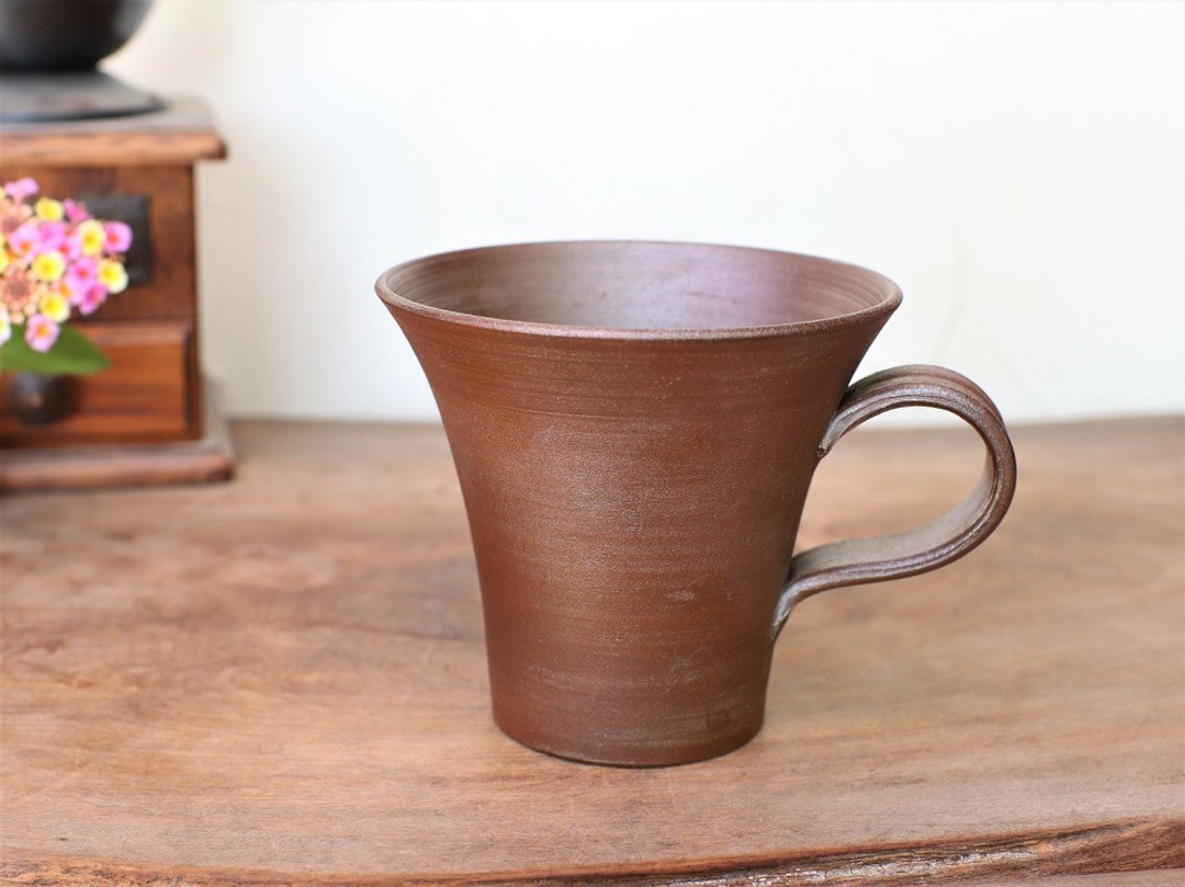 Bizen ware coffee cup (large) c5-112 - 咖啡杯/马克杯 - 陶 咖啡色