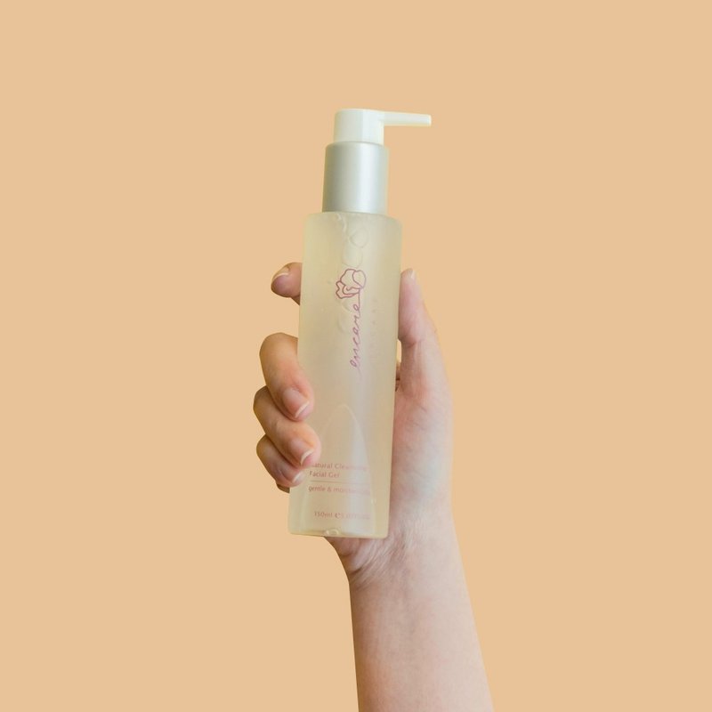 茵俪珂【茵可儿系列】清透柔肤洁颜露 - 脸部清洁/卸妆用品 - 其他材质 粉红色