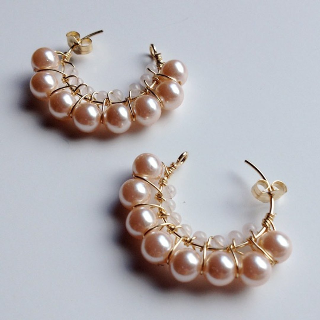 14 kgf rose quartz + vintage pearl 3/4 hoop earrings ear needle - 耳环/耳夹 - 宝石 粉红色