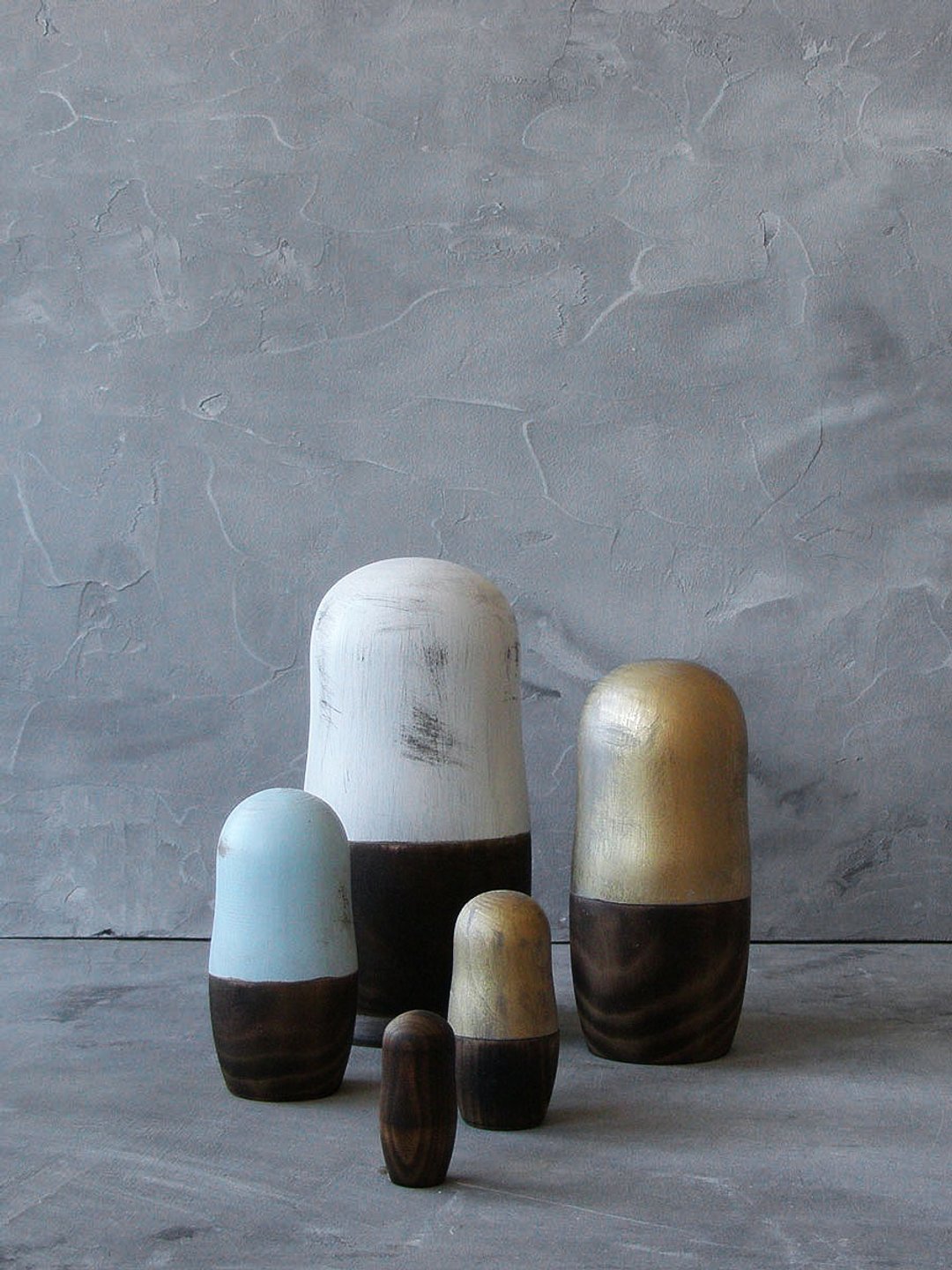Russian Doll Matryoshka, Matryoshka Brown and white,  Russian Nesting doll - 玩具/玩偶 - 木头 咖啡色