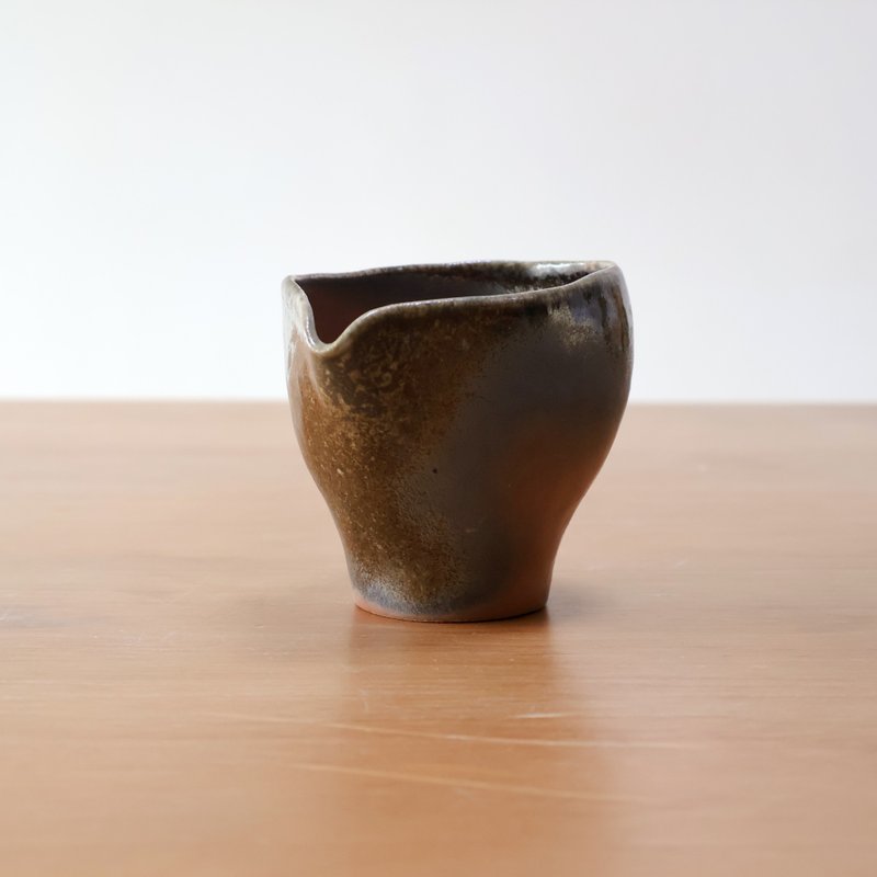 绯红 柴烧陶手捏茶海 - 茶具/茶杯 - 陶 咖啡色