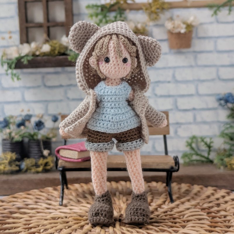 钩针娃娃/ amigurumi /钥匙链/熊夹克/玩偶【接单订制】 - 玩偶/公仔 - 聚酯纤维 咖啡色