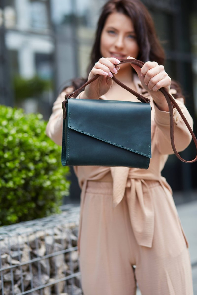 Leather crossbody bag, leather purse, cross body bag - 手提包/手提袋 - 真皮 绿色