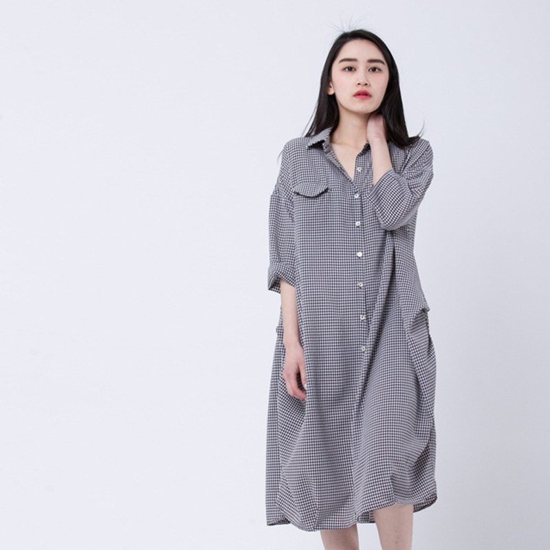 Nancy 南西开襟洋装/黑格儿 - 洋装/连衣裙 - 聚酯纤维 黑色