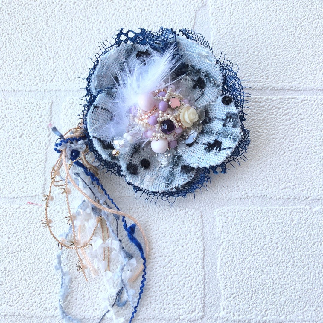 Corsage Brooch No.18　Beads Accessary Handmade - 胸针 - 棉 多色