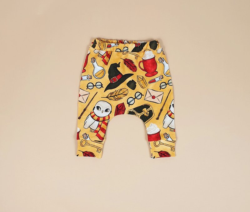 Magic Wizard Yellow baby pants, baby pants, baby girl pantst, baby leggings - 童装裤 - 棉．麻 多色