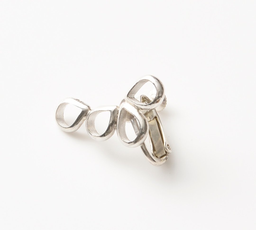 Made to order / CE1 (only one half) - 耳环/耳夹 - 其他金属 银色