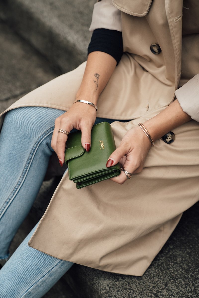 Gullar 仙人掌中短夹-纯植物皮革包 - 皮夹/钱包 - 环保材料 绿色