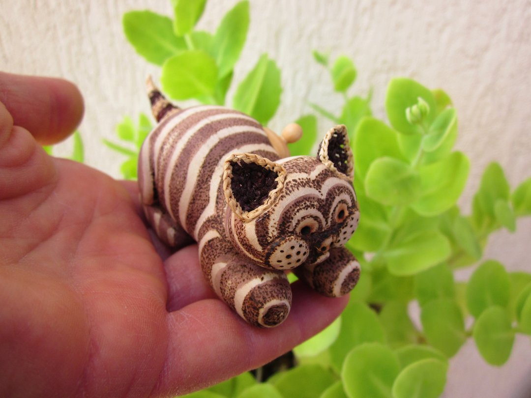 Cat figure with miniature drawer, made to order, uncolored or striped cat custom - 摆饰 - 木头 