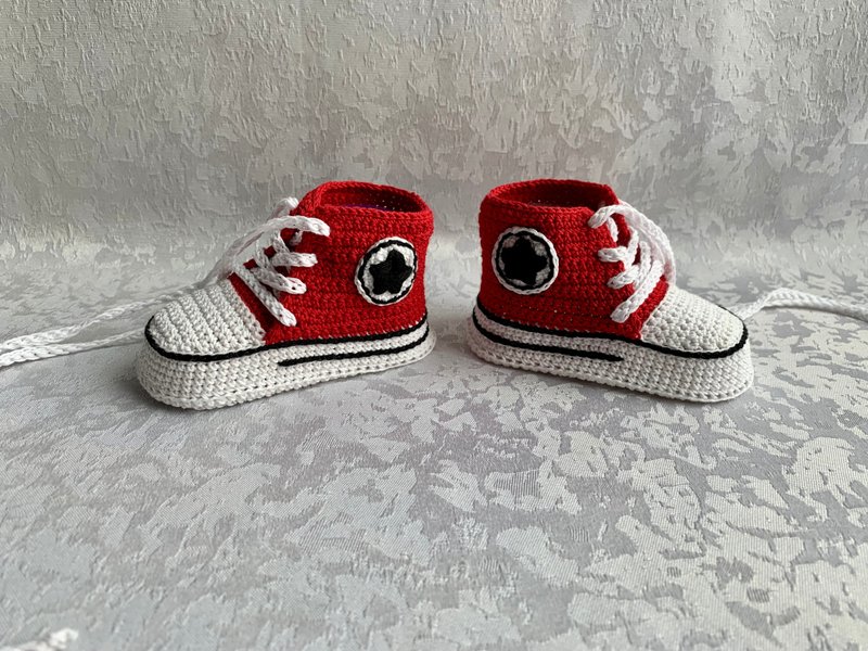Baby Booties Crochet Converse Unisex Crochet Baby Booty Shoe Shower Gift newborn - 婴儿鞋 - 棉．麻 红色