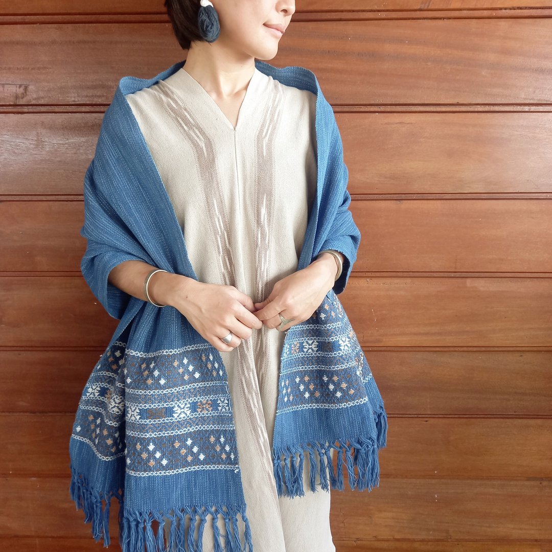 Thai hand-woven shawl / one-of-a-kind / indigo dyeing x Brown / plant dyeing / Karen / cotton - 围巾/披肩 - 棉 蓝色