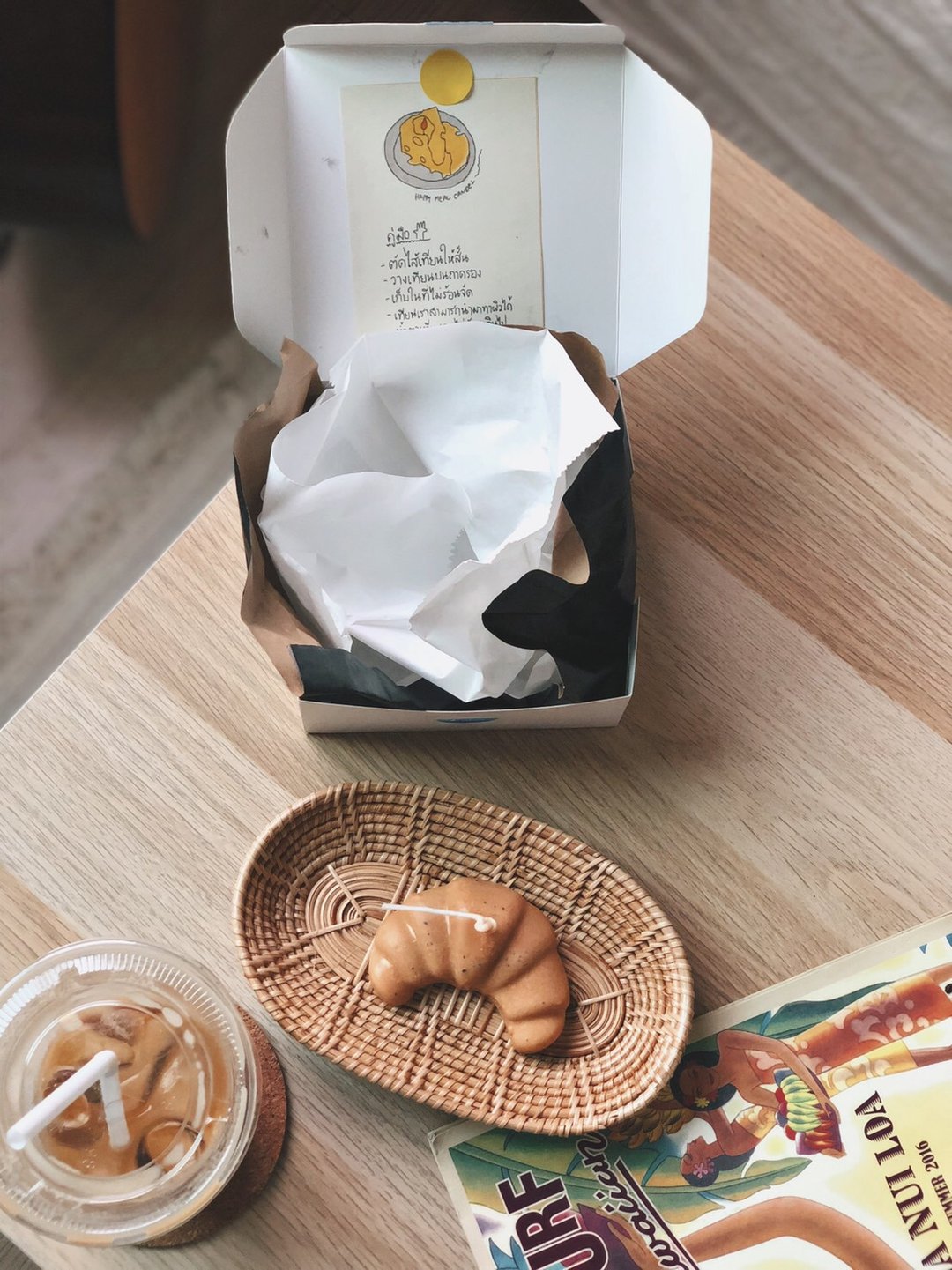 Croissant scented candle - 蜡烛/烛台 - 其他材质 咖啡色
