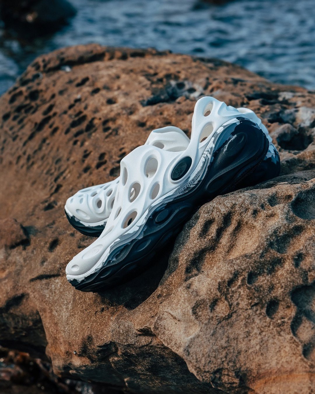 MERRELL HYDRO NEXT GEN MOC 水陆两用机能溯溪洞洞鞋 女鞋-白彩 - 女款运动鞋/球鞋 - 其他材质 