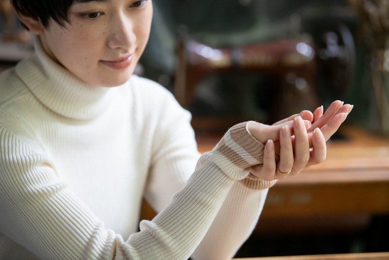 有机棉无缝接合袖口罗纹高领毛衣 - 女装上衣 - 其他材质 白色