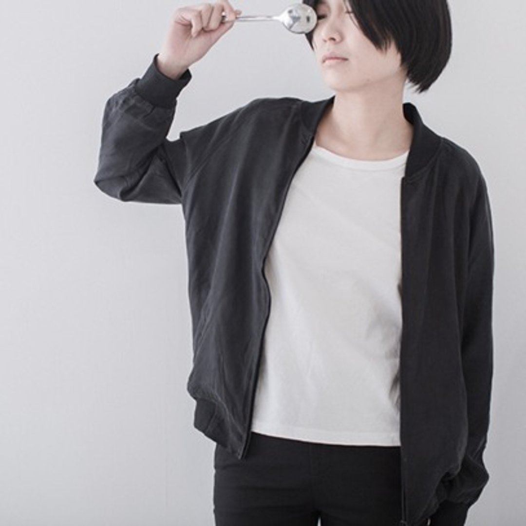 黑色 Skidrow 铜氨丝质感中性棒球服 中性情侣款 水洗做旧工艺  | 番塔塔独立设计师女装 - 女装休闲/机能外套 - 丝．绢 黑色