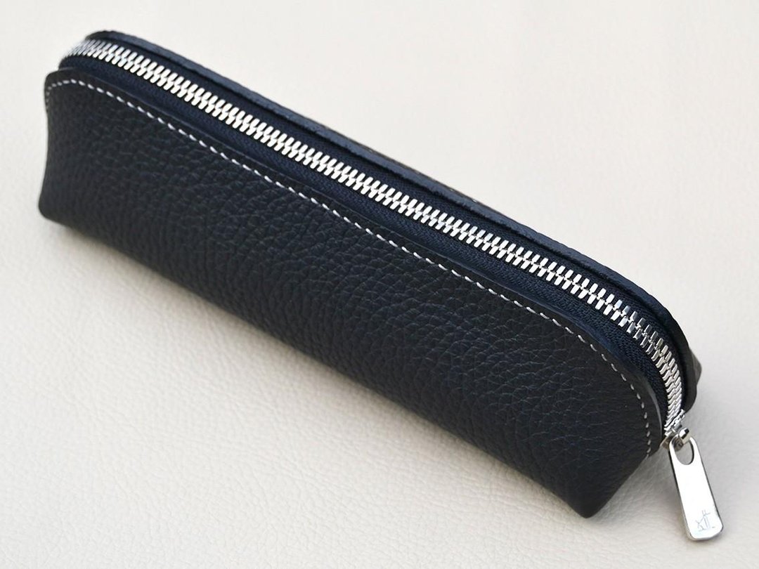 Pen case 004 black - 铅笔盒/笔袋 - 真皮 黑色