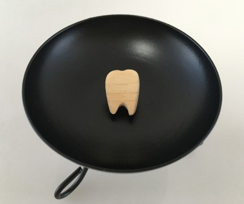 Tooth Tooth! ◇ Aomori Hiba ◇ Pin Badge / Titac - 胸针 - 木头 