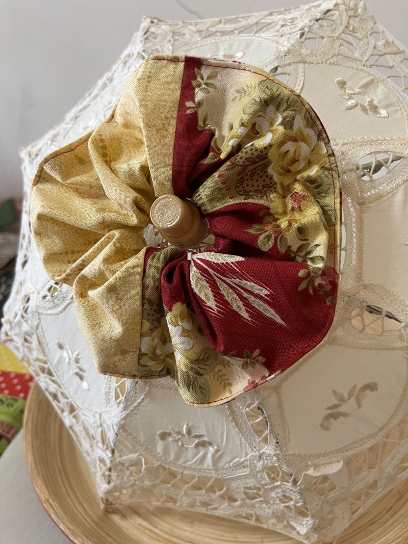 剧院/双色大肠圈发束/日本印花布 - 发带/发箍 - 棉．麻 黄色