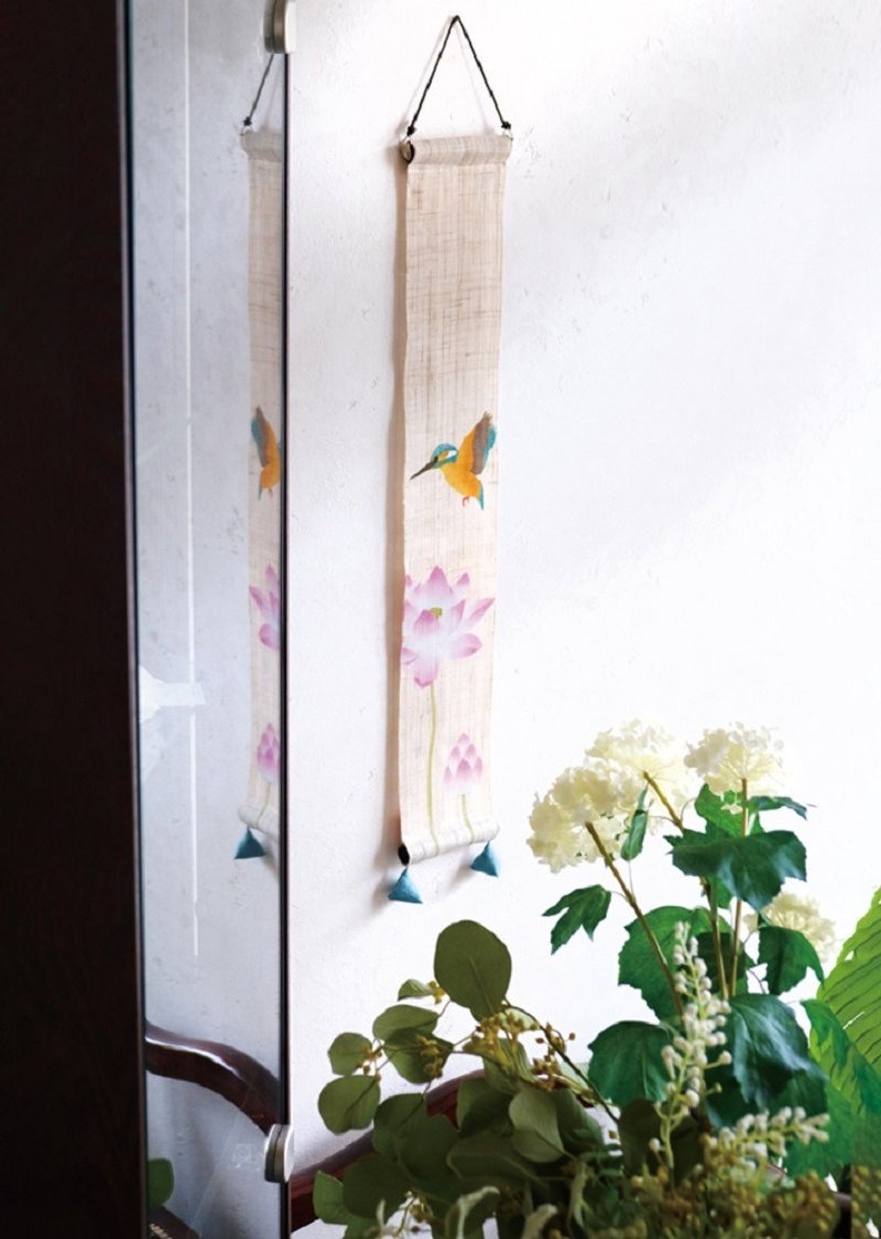京都手绘豆亚麻吊饰-莲与翠鸟 - 摆饰 - 棉．麻 