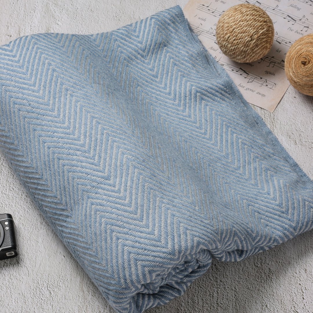 【毯子】喀什米尔羊毛大毯子/披肩 山形纹蓝灰色 柔软保暖 - 被子/毛毯 - 羊毛 蓝色