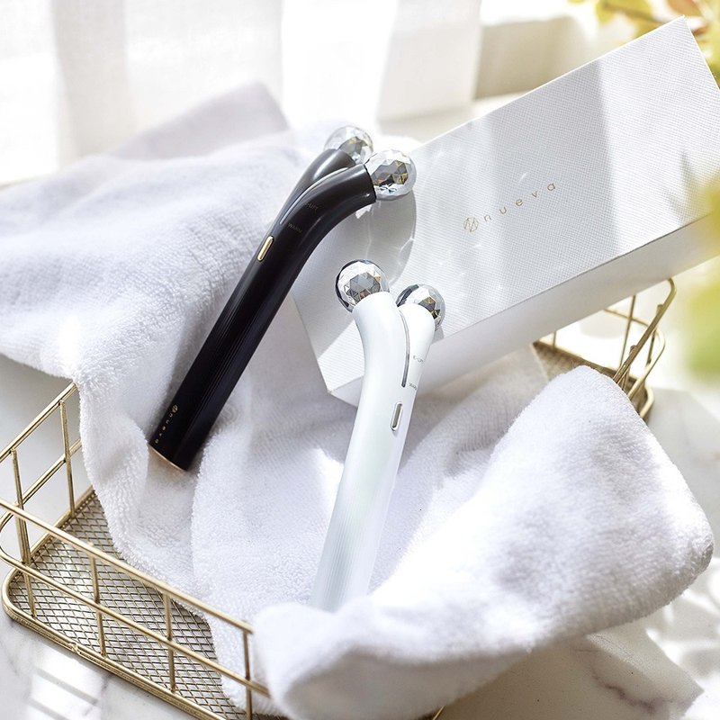 Volta 绷绷棒 6D 超微电・温感紧致仪 - 脸部按摩/清洁工具 - 其他金属 白色