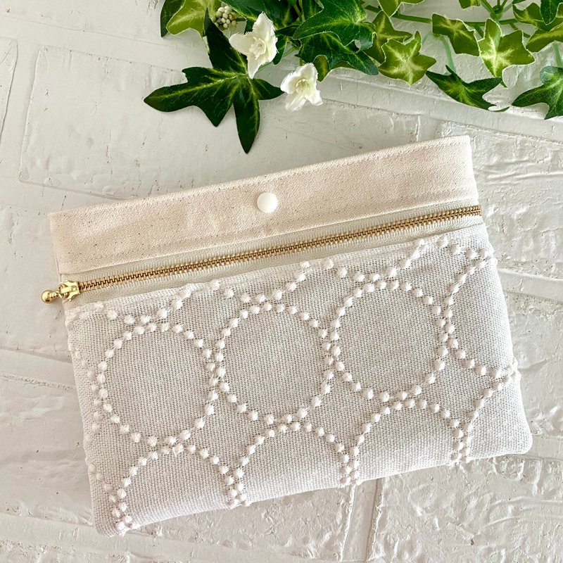 minä perhonen 手拿包 minaperhonen porch - 化妆包/杂物包 - 棉．麻 