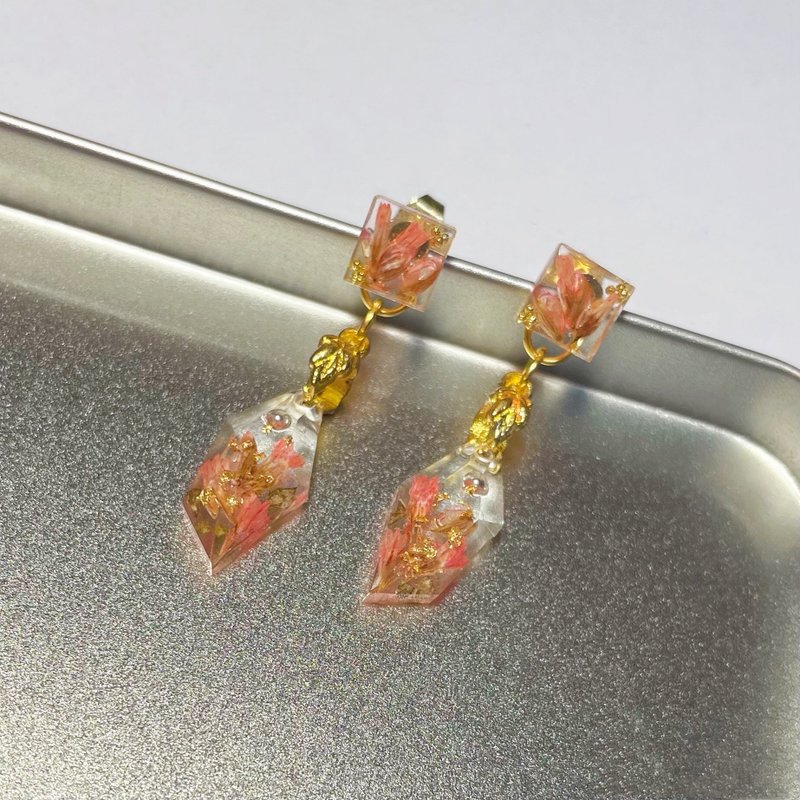 橘叶耳环 原创 手作 干燥花 日本树脂 日系 透明 橘色 金色 叶子 - 耳环/耳夹 - 树脂 橘色