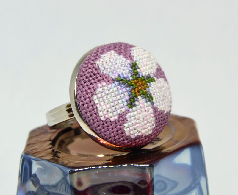 白花刺绣圆环十字绣自然饰品为她手工制作的礼物 - 戒指 - 绣线 白色