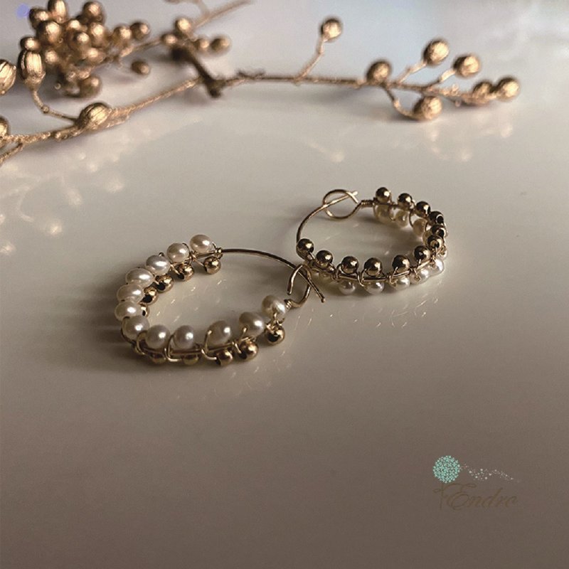 ENDRO ACC 维纳斯珍珠耳环 - 耳环/耳夹 - 珍珠 白色