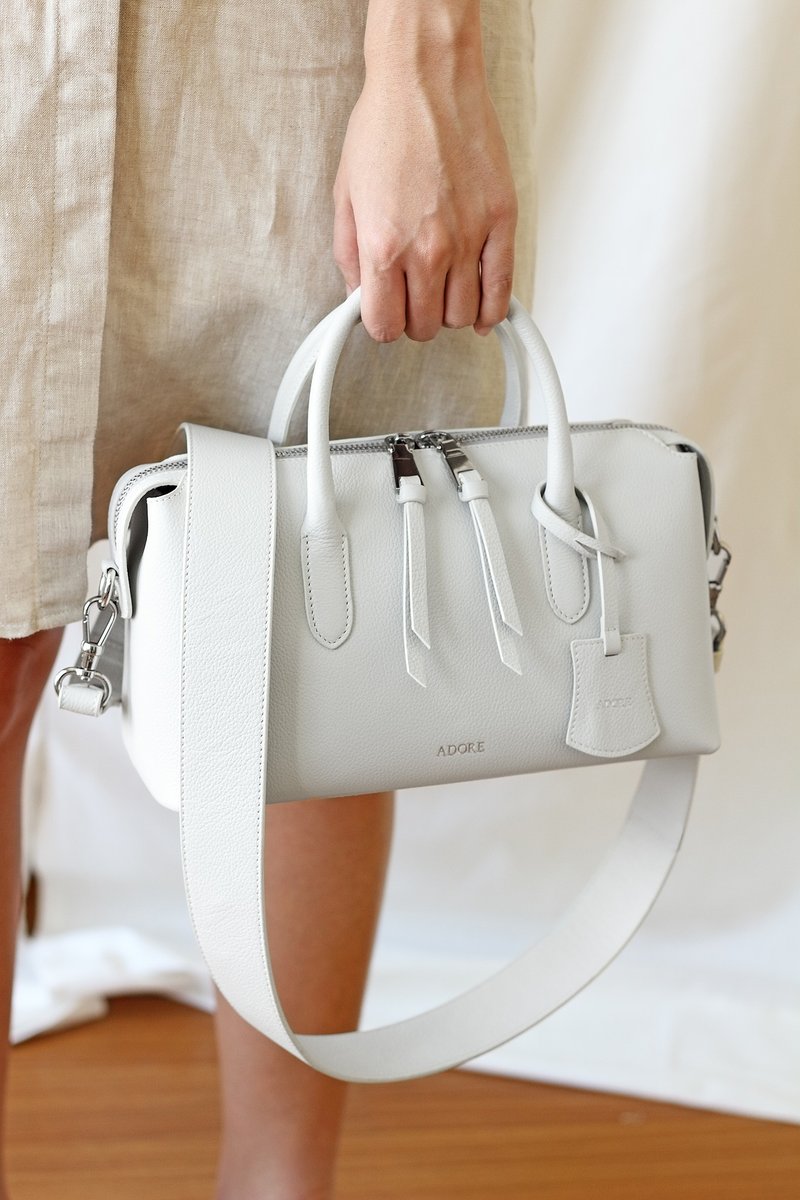 P i L L o w  Light Grey  - Genuine Leather Bag (Cow Leather) - 手提包/手提袋 - 真皮 白色