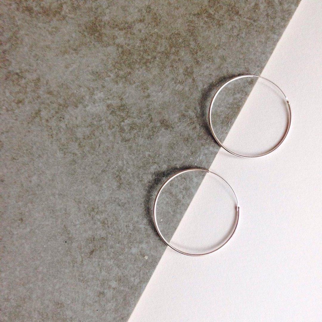 极简主义 圈 circle 925纯银耳环 单只贩售 - 耳环/耳夹 - 其他金属 银色