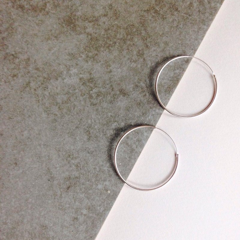极简主义 圈 circle 925纯银耳环 单只贩售 - 耳环/耳夹 - 其他金属 银色