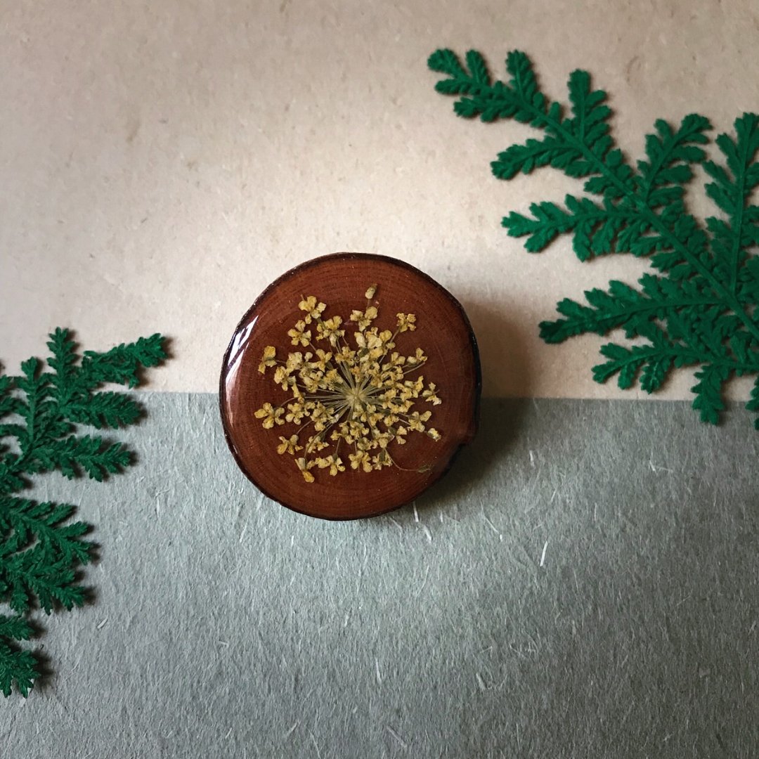 干花滴胶别针/胸针 - 胸针 - 木头 咖啡色
