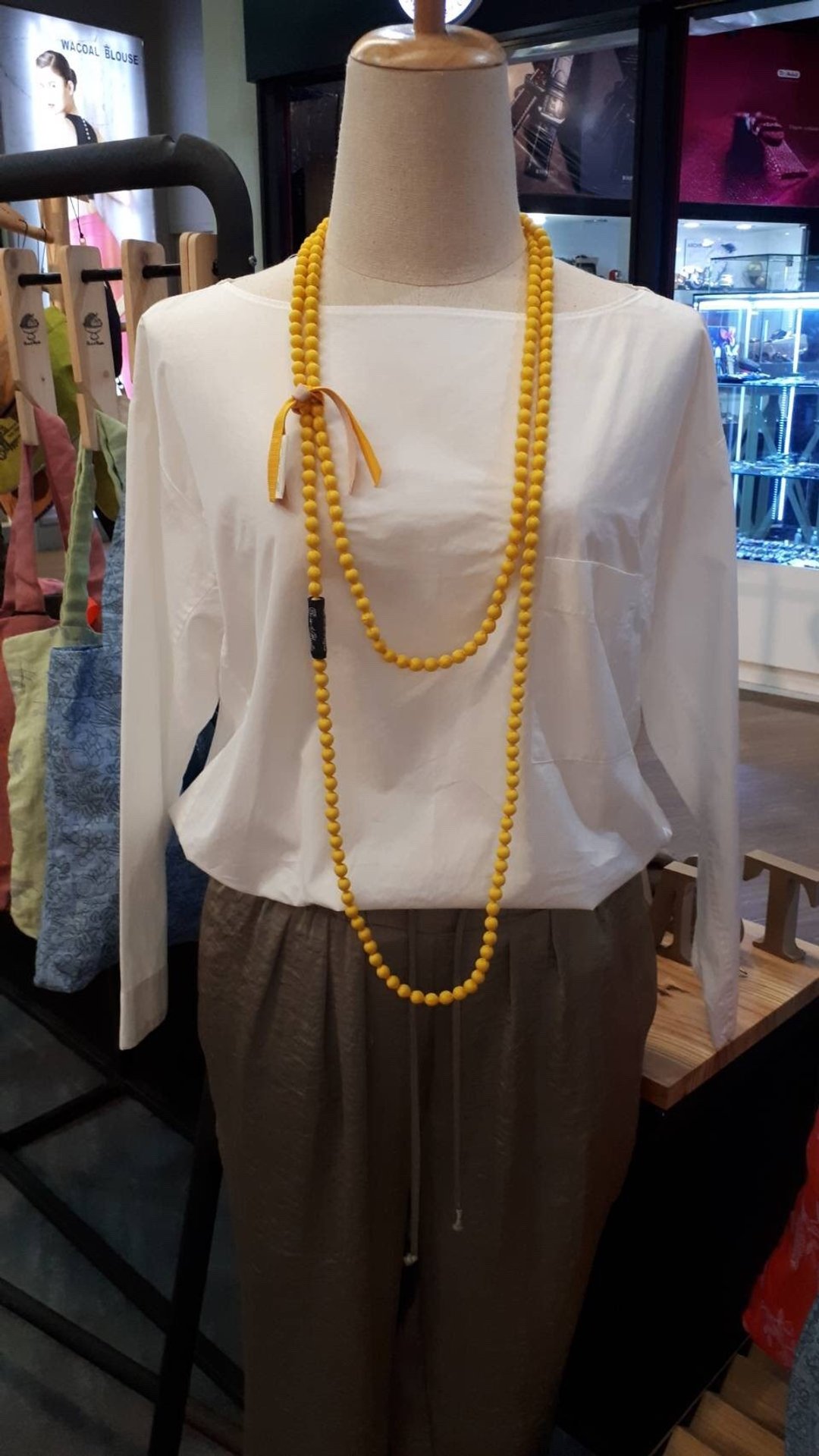 SILK BALL NACKLACE REGULAR BALL - 项链 - 丝．绢 黄色