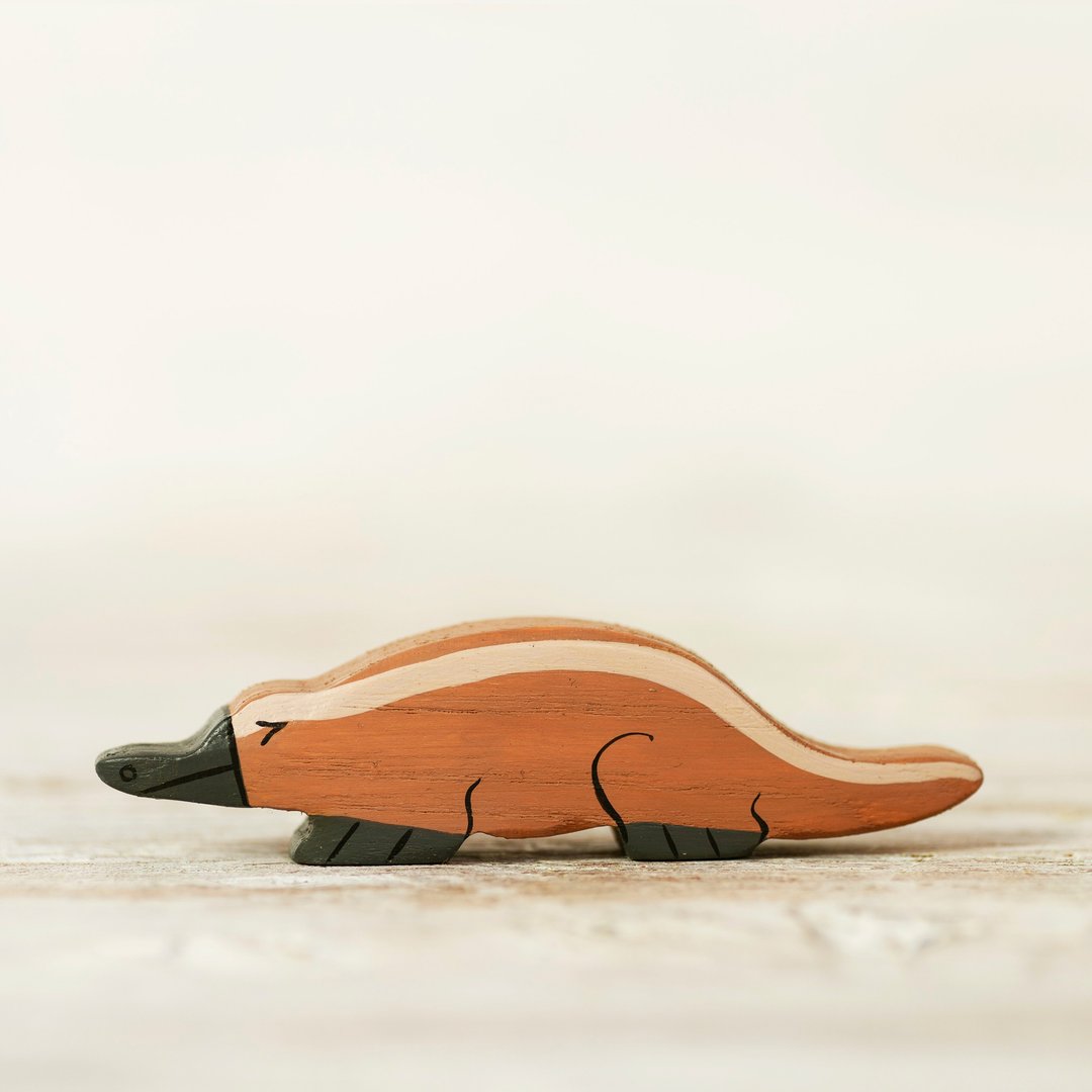 Wooden Toy Platypus figurine Australian animals Duck mole figure Duckbill - 玩具/玩偶 - 环保材料 橘色