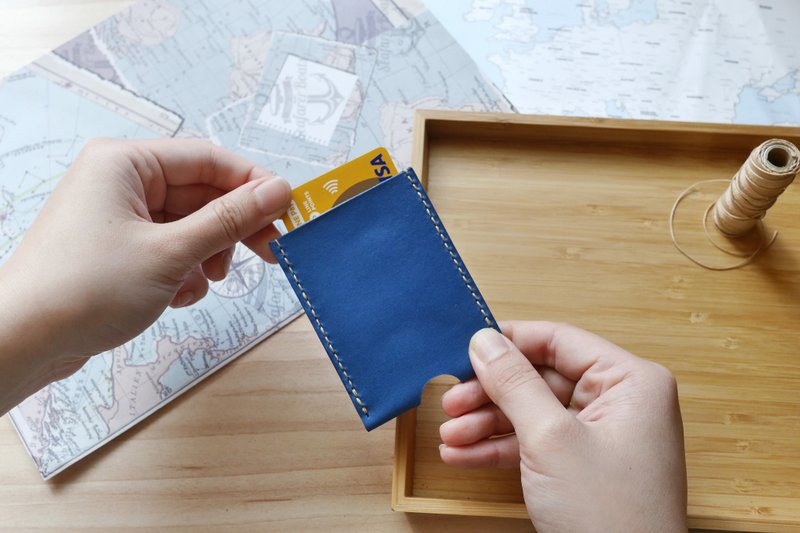 卡夹 悠游卡套 真皮 海军蓝 名片夹 多色可选 免费刻字包装 - 名片夹/名片盒 - 真皮 蓝色