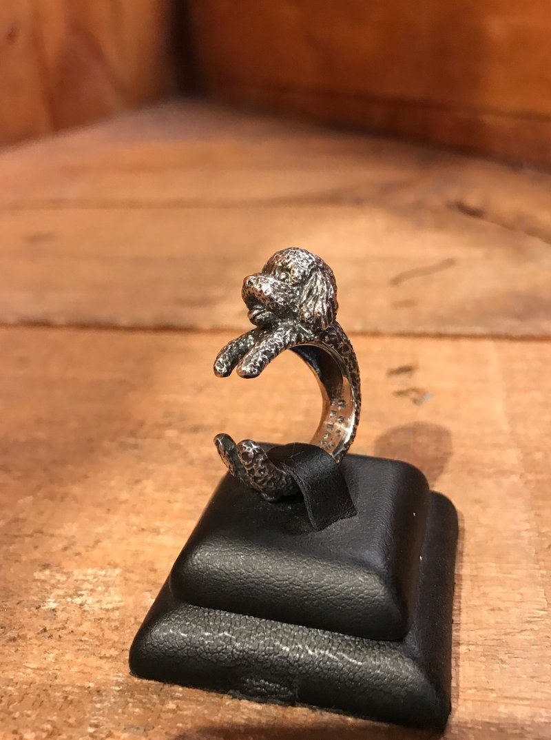 绕圈贵宾戒指纯银款 - 戒指 - 其他金属 红色