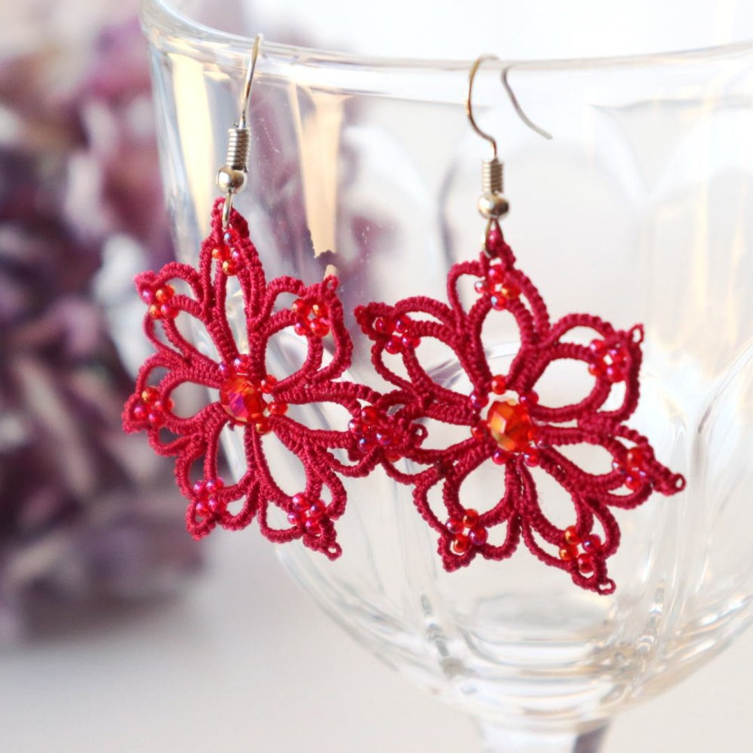 OYA Tatting lace Earrings - ORCHID- Ruby red - 耳环/耳夹 - 其他人造纤维 红色