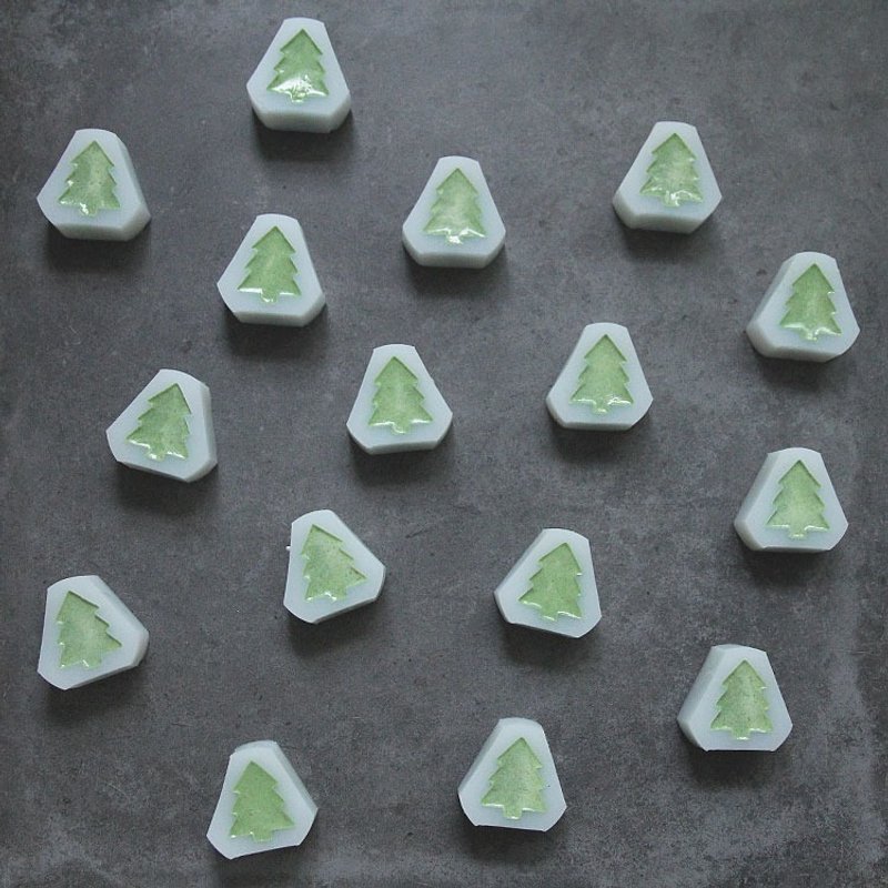 英文字母手工皂-7pc礼盒组 圣诞树款 - 肥皂/手工皂 - 其他材质 