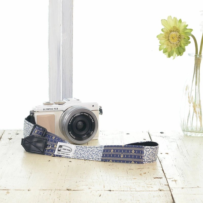 [2.5cm宽] 可调式长度相机背带/拼布海军蓝 - 相机背带/脚架 - 棉．麻 银色