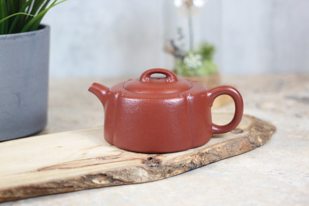 【沐春生活】如意井栏 原矿鱼籽朱砂 宜兴紫砂 尹勤国工 170ml - 茶具/茶杯 - 陶 
