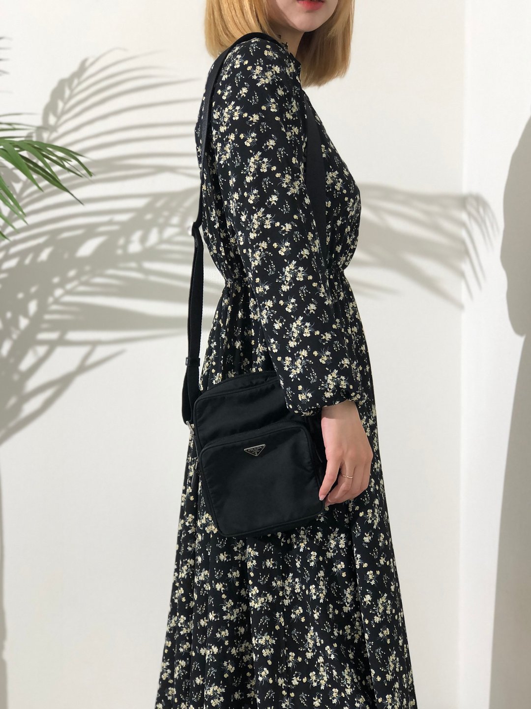 【 日本直送 名牌中古包 】PRADA 普拉达 三角标志 尼龙 侧背包 黑色 vintage 古着 w68v5d - 侧背包/斜挎包 - 尼龙 黑色